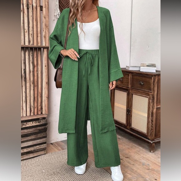 Elegant Navy Blue Women's Pants & Kimono Set - Picture 16 of 16